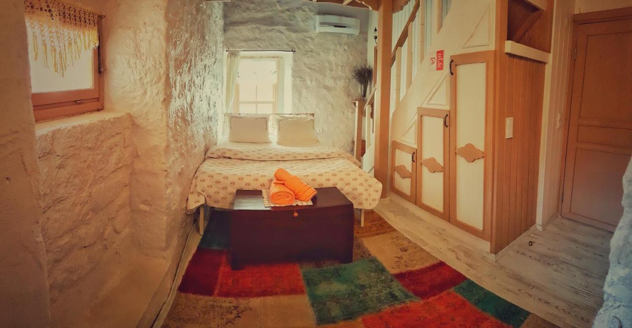 Lilyum Alacati - Tas Ev エクステリア 写真