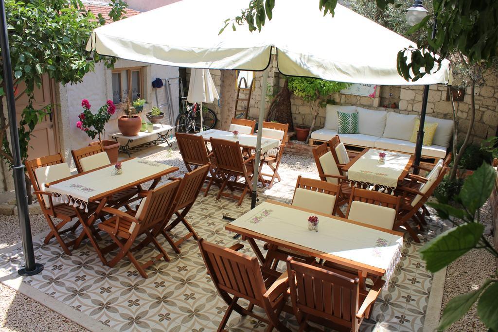 Lilyum Alacati - Tas Ev エクステリア 写真