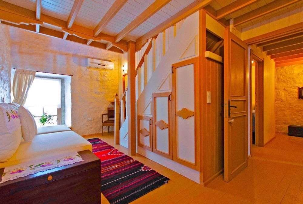 Lilyum Alacati - Tas Ev エクステリア 写真