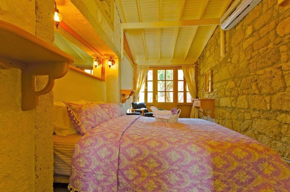 Lilyum Alacati - Tas Ev エクステリア 写真